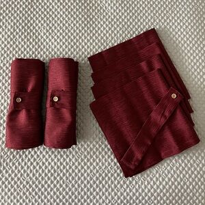 Elegant Dinner Napkins